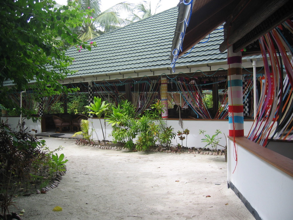 Vilamendhoo_2004_269.jpg
