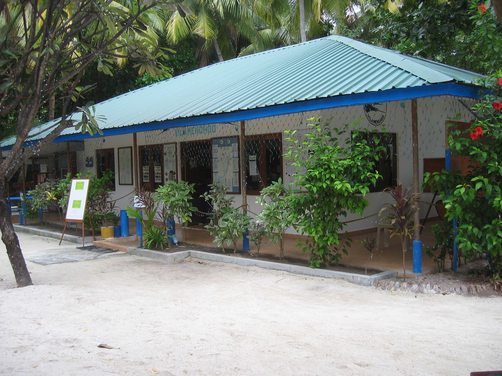 Vilamendhoo_2004_272.jpg